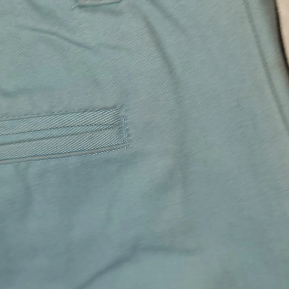 Women's Steve and Barry's brand khaki shorts - Picture 4 of 7